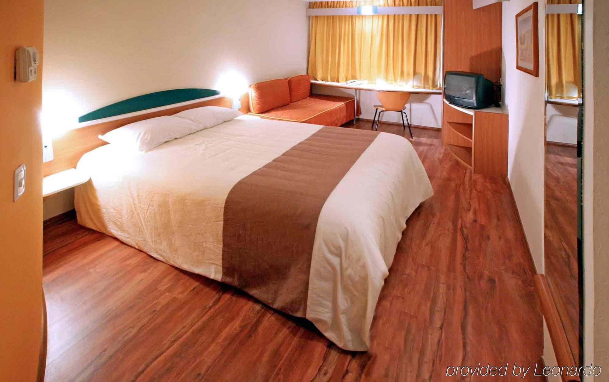 Ibis Monterrey Valle San Pedro Garza Garcia Exterior foto